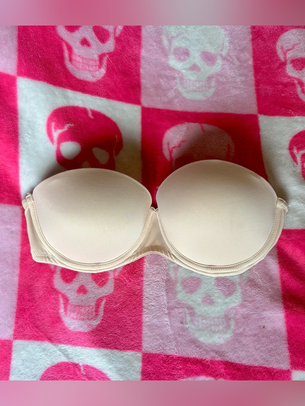 Victoria's Secret Strapless Nude Bandeau Bra